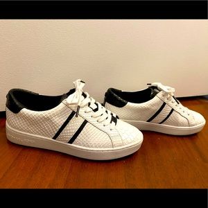 Michael Kors Snakeskin Size 6.5 Women Sneakers
